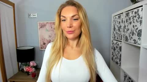 AulloraSensual online show from 12-22-24, 06:17