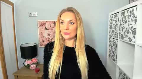 AulloraSensual online show from 01-03-25, 09:15