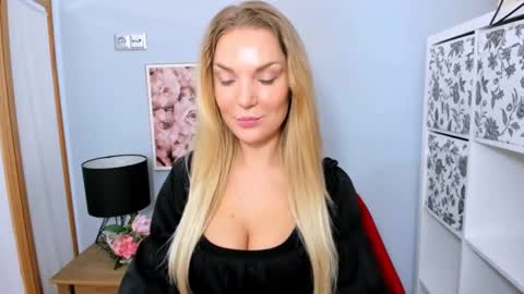 AulloraSensual online show from 02-17-25, 06:09