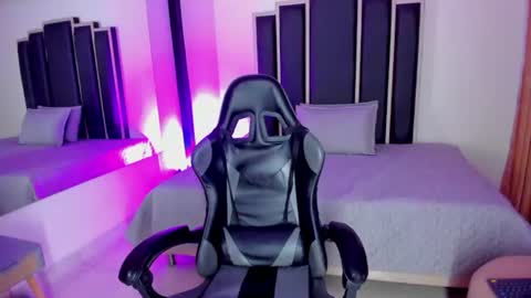 aura_baker online show from 07-15-26, 12:32