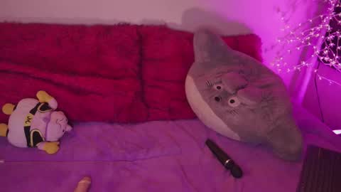 aura_rouss online show from 11-19-25, 11:27