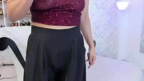 Aura sanders online show from 04-08-26, 11:43