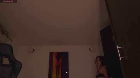        . online show from 02-27-25, 12:10