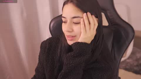        . online show from 10-11-25, 03:39