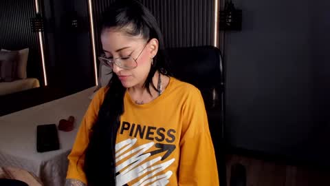 Snapshot of aurabakers chatting on 01-30-25, 04:02 Aura online show from 01-30-25, 04:02