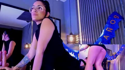 Snapshot of aurabakers chatting on 03-07-25, 06:22 Aura online show from 03-07-25, 06:22