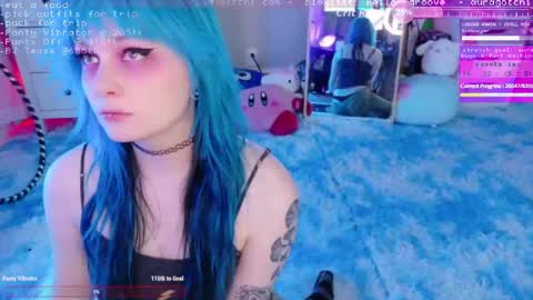 Snapshot of auragotchi chatting on 09-14-25, 06:45 Aurora  Aura online show from 09-14-25, 06:45