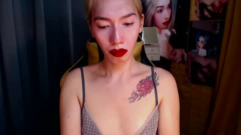 Miss awra online show from 02-26-25, 08:26