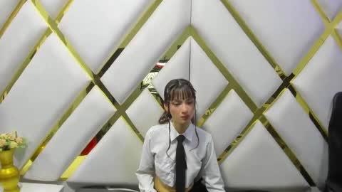 aurora online show from 02-15-25, 12:37