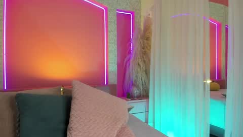 Aurora online show from 12-10-24, 07:43