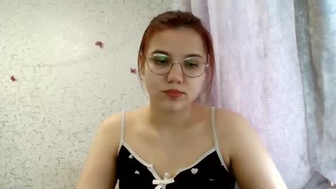 Kiara Xanthe online show from 04-27-26, 12:03