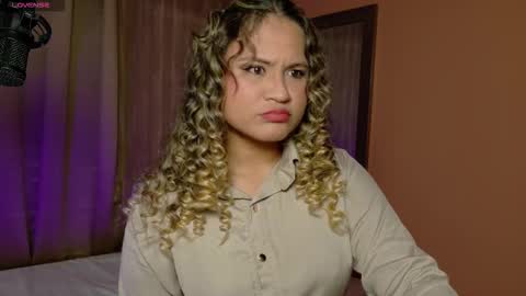 aurora_collins08 online show from 02-12-25, 03:38