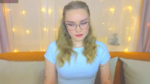 Kate online show from 02-25-25, 03:49