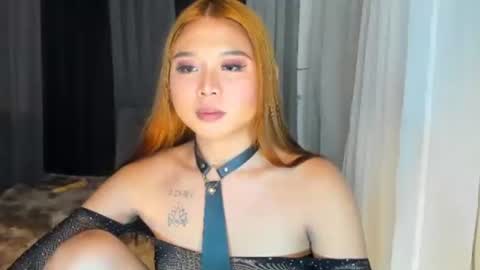 Kate online show from 10-19-25, 03:07