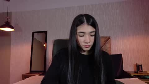 Aurora online show from 10-15-25, 01:39