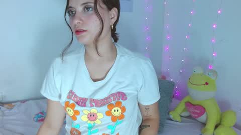 Snapshot of aurora_lenovic chatting on 01-24-25, 04:06 aurora_lenovic online show from 01-24-25, 04:06