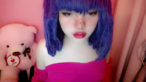 cute online show from 04-20-26, 11:06