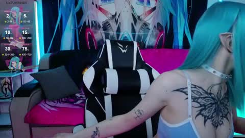 AURORA NATSUKI online show from 04-09-26, 05:18