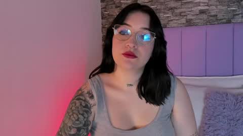 Snapshot of aurora_sweet2 chatting on 03-12-25, 03:29 Madison online show from 03-12-25, 03:29