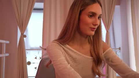 Aurora online show from 09-21-25, 06:48