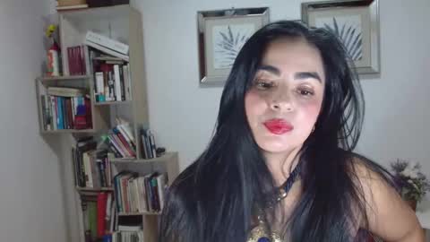 Snapshot of aurora_williams1 chatting on 01-17-25, 01:15 Aurora online show from 01-17-25, 01:15