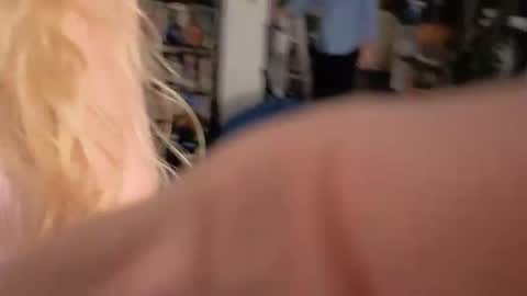 Snapshot of auroraandorion chatting on 11-22-25, 01:26 Aurora and Orion online show from 11-22-25, 01:26