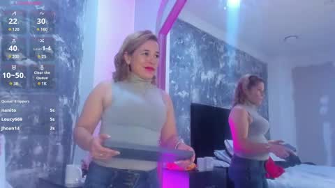 Aurora Rojas online show from 02-07-25, 01:47