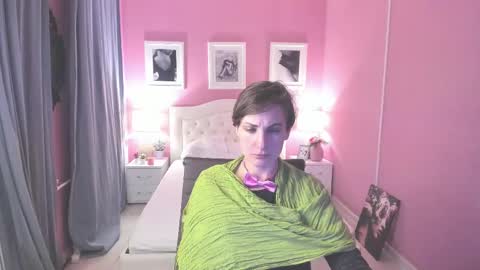 Aurora online show from 03-12-25, 07:17