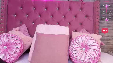 Snapshot of aurorasim chatting on 11-26-25, 01:34 Aurora online show from 11-26-25, 01:34