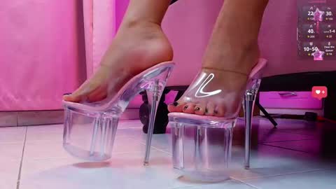 Aurora online show from 02-04-26, 12:44