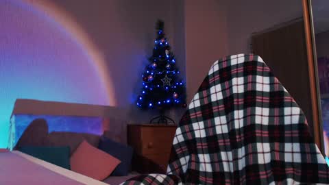 Snapshot of auroraunique chatting on 01-18-25, 06:34 Aurora online show from 01-18-25, 06:34