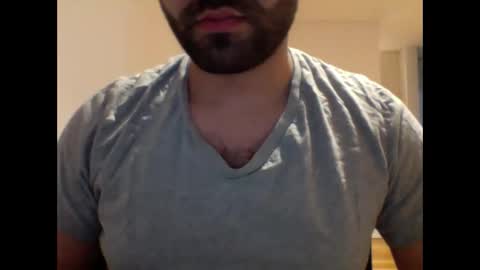 Snapshot of aussie099 chatting on 11-22-25, 05:28 aussie099 online show from 11-22-25, 05:28