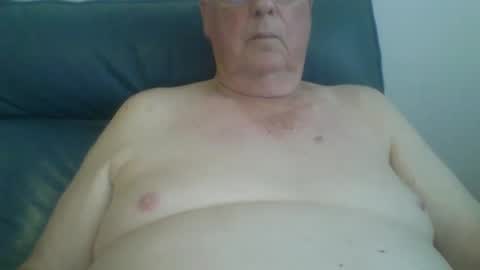 Snapshot of aussie1955 chatting on 12-02-24, 06:41 aussie1955 online show from 12-02-24, 06:41