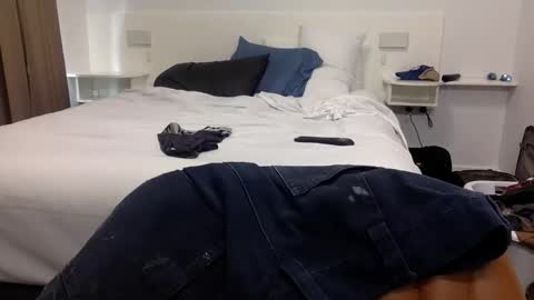 aussieguy59660 online show from 02-27-26, 09:48