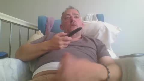 Snapshot of aussiesydguy chatting on 09-13-25, 02:44 chatbateaussie online show from 09-13-25, 02:44