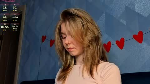 Snapshot of austeja_ona chatting on 05-17-26, 05:53 Aya online show from 05-17-26, 05:53