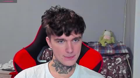 Austen online show from 01-14-25, 04:08