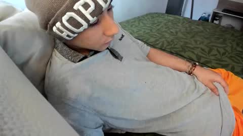 Snapshot of austin1119a chatting on 11-21-25, 04:49 austin1119a online show from 11-21-25, 04:49