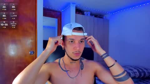 A online show from 03-05-25, 08:43