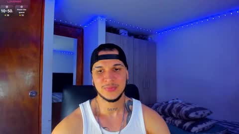 A online show from 03-11-25, 01:59