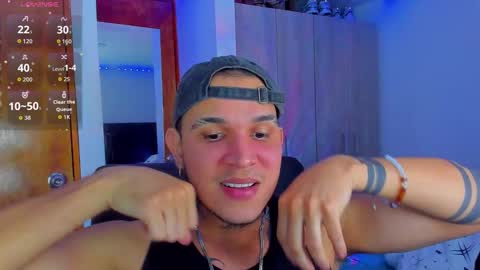 A online show from 09-11-25, 05:07