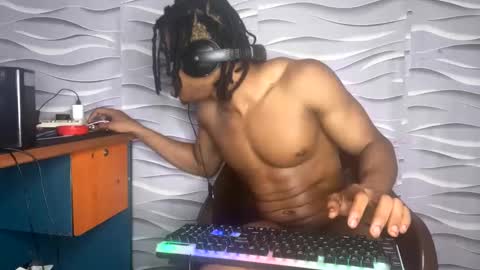 Snapshot of austine_promise chatting on 03-08-25, 12:44 austine_promise online show from 03-08-25, 12:44