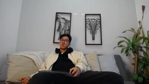 austinreeds online show from 11-09-25, 11:52