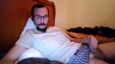 Snapshot of author980 chatting on 12-04-25, 05:32 author980 online show from 12-04-25, 05:32