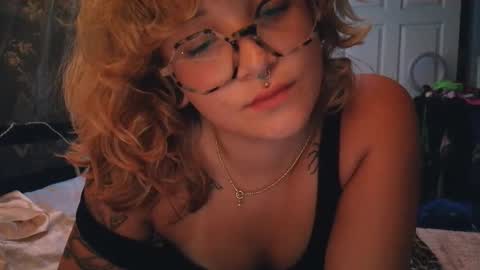 Autie 3 online show from 05-03-26, 02:50