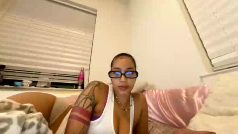 autumnnallure online show from 12-05-25, 01:58