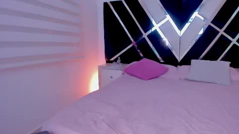 Ava Fontana online show from 05-05-26, 11:46