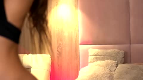 Snapshot of ava_heath chatting on 01-21-25, 01:50 Ava online show from 01-21-25, 01:50