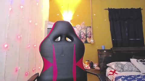 ava online show from 02-01-25, 04:11