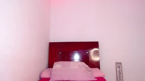 ava online show from 10-15-25, 04:12